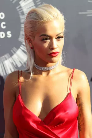 Rita Ora OnlyFans Leaked Free Thumbnail Picture - #h4xYwbWbum