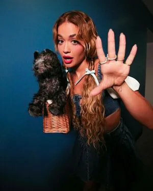 Rita Ora OnlyFans Leaked Free Thumbnail Picture - #hzP85rZtOr