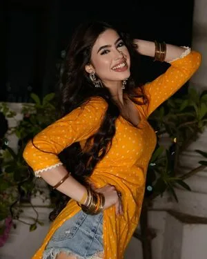 Riva Arora OnlyFans Leaked Free Thumbnail Picture - #N8UDjlfMDs