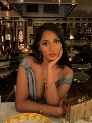 Riya B OnlyFans Leaked Free Thumbnail Picture - #1anmyAVwDI