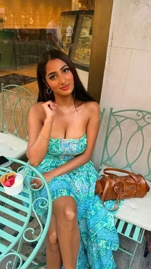 Riya B OnlyFans Leaked Free Thumbnail Picture - #EchHDyII6W