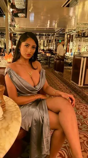 Riya B OnlyFans Leaked Free Thumbnail Picture - #fr21CaGue0