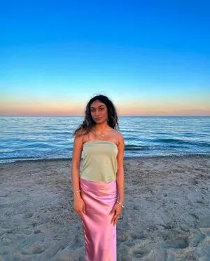 Riya Shukla OnlyFans Leaked Free Thumbnail Picture - #qdzkMVoXRX