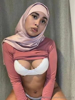 Riyakhalifaa OnlyFans Leaked Free Thumbnail Picture - #pDemnI63iT