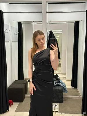 Ro Ni OnlyFans Leaked Free Thumbnail Picture - #1Xura4hs8b