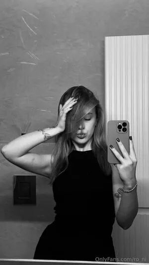 Ro Ni OnlyFans Leaked Free Thumbnail Picture - #fAim16hEdu