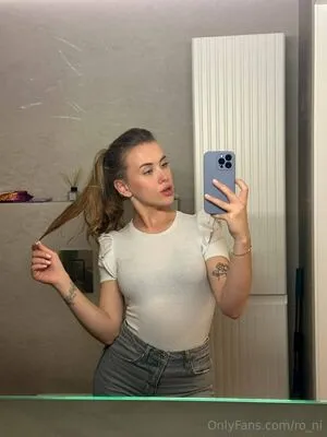 Ro Ni OnlyFans Leaked Free Thumbnail Picture - #ntLOmSRqCc