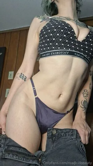 Roadkillbeauty OnlyFans Leaked Free Thumbnail Picture - #i925osOy4v