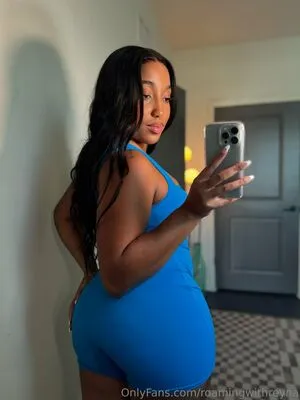 Roamingwithreyna OnlyFans Leaked Free Thumbnail Picture - #2MshL14afX