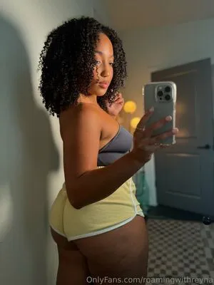 Roamingwithreyna OnlyFans Leaked Free Thumbnail Picture - #yuV6kMt3la