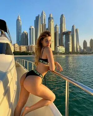 Roberta Carluccio OnlyFans Leaked Free Thumbnail Picture - #c9FhYHVsg2