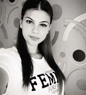 Roberta Ptru OnlyFans Leaked Free Thumbnail Picture - #YAab223QMA