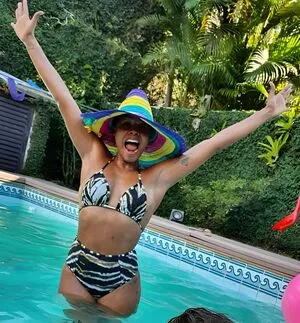 Roberta Rodrigues OnlyFans Leaked Free Thumbnail Picture - #8d1ipVUjl7