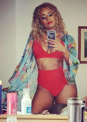 Roberta Rodrigues OnlyFans Leaked Free Thumbnail Picture - #BAZg66nCDE