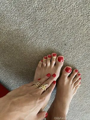 Robertacortes OnlyFans Leaked Free Thumbnail Picture - #vSRzXW3E0A