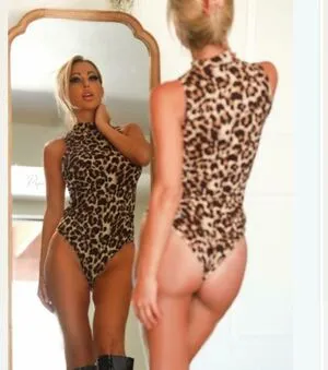 Robin Banks OnlyFans Leaked Free Thumbnail Picture - #MkLCcdUPhs