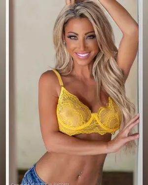 Robin Banks OnlyFans Leaked Free Thumbnail Picture - #TjKzl7Jr0K