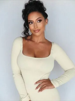 Robin Roxette OnlyFans Leaked Free Thumbnail Picture - #Q4Mt72QhBs