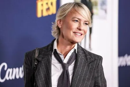 Robin Wright OnlyFans Leaked Free Thumbnail Picture - #J2oMf1X1nu