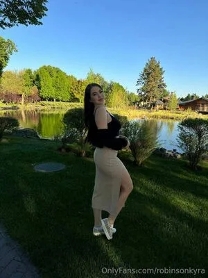 Robinsonkyraa OnlyFans Leaked Free Thumbnail Picture - #6hGeN2fxpk