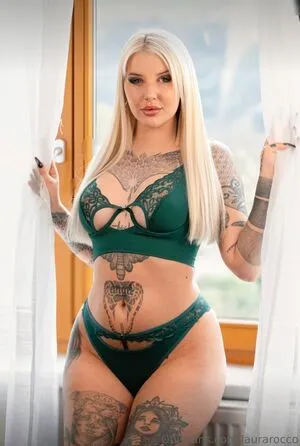 Roccogirl Cholewalaura OnlyFans Leaked Free Thumbnail Picture - #hzoEGMNKG7