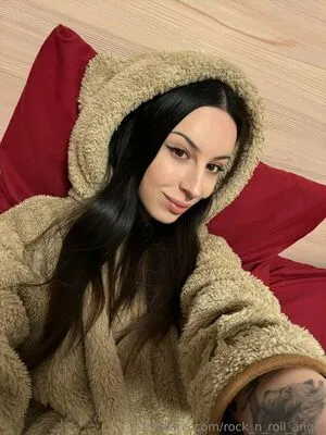 Rock N Roll Angel OnlyFans Leaked Free Thumbnail Picture - #KoyMtvrmqC