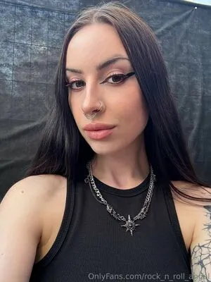 Rock N Roll Angel OnlyFans Leaked Free Thumbnail Picture - #Kz1TnT9Eju