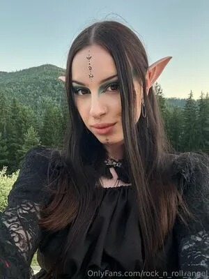 Rock N Roll Angel OnlyFans Leaked Free Thumbnail Picture - #mrfTuSbhuk