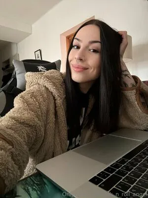 Rock N Roll Angel OnlyFans Leaked Free Thumbnail Picture - #zdxfSjbyM5