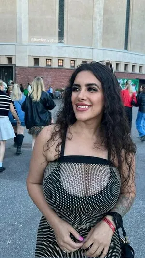 Rojin Birzoi OnlyFans Leaked Free Thumbnail Picture - #VBNQBCiLkS