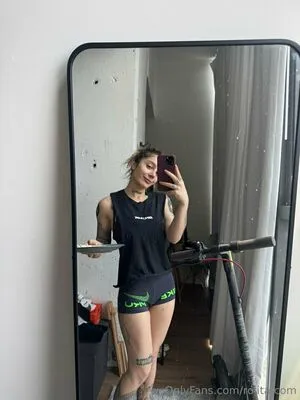 Rolita Com OnlyFans Leaked Free Thumbnail Picture - #lHWSyqz5Zg