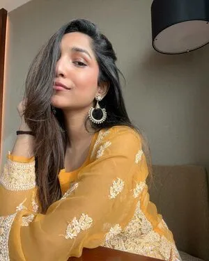Roma Gawai OnlyFans Leaked Free Thumbnail Picture - #4ftU74v065