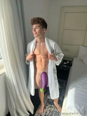 Romeotwink Free OnlyFans Leaked Free Thumbnail Picture - #7nBv7C38TB