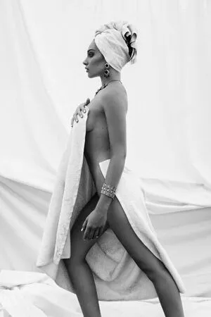 Romi Pavoncello OnlyFans Leaked Free Thumbnail Picture - #PFf8dEWjX3