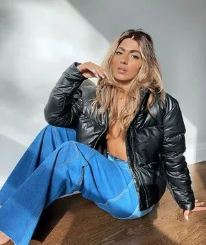 Romitavlz OnlyFans Leaked Free Thumbnail Picture - #p0Rt5tN6qu