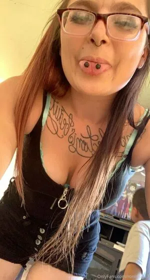 Roniibug17 OnlyFans Leaked Free Thumbnail Picture - #HYWeBxOYML