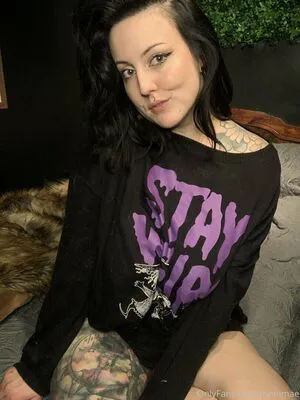 Ronnimae OnlyFans Leaked Free Thumbnail Picture - #LWEsNLFckt