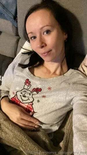 Ronya Eastgermany Ofc OnlyFans Leaked Free Thumbnail Picture - #n5FvatAdCy
