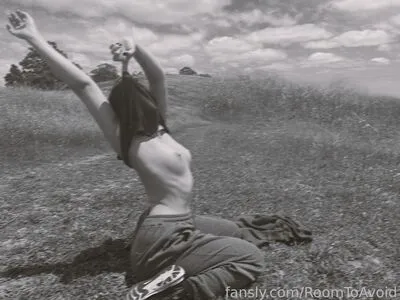 Roomtoavoid OnlyFans Leaked Free Thumbnail Picture - #gKiXRrryOT