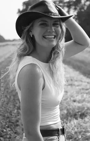 Roosjexb OnlyFans Leaked Free Thumbnail Picture - #QGhgkpumBK