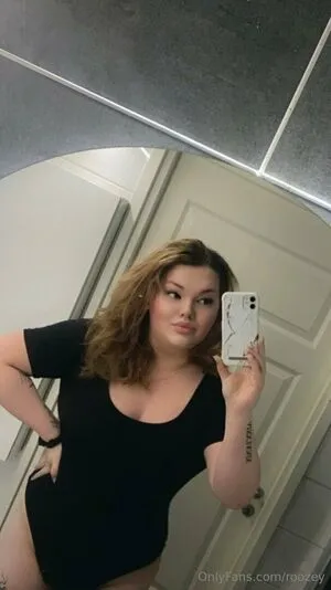 Roozey OnlyFans Leaked Free Thumbnail Picture - #3kAIA7kNlt