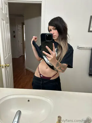 Roozu OnlyFans Leaked Free Thumbnail Picture - #3SvknSPDdh