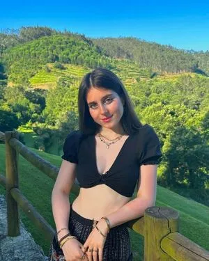 Roro OnlyFans Leaked Free Thumbnail Picture - #lez50UWzv7