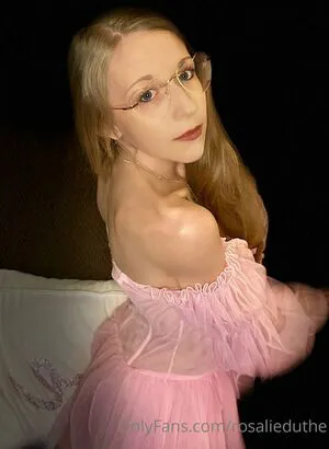 Rosalieduthe OnlyFans Leaked Free Thumbnail Picture - #2eIepsWP6X