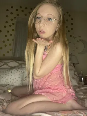 Rosalieduthe OnlyFans Leaked Free Thumbnail Picture - #Vgrcqb8cG4
