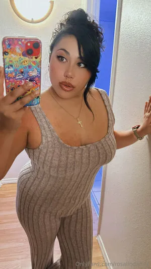 Rosalindamfc OnlyFans Leaked Free Thumbnail Picture - #RYIDWCH6rz