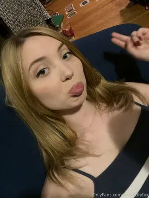 Rosalindcorrupts OnlyFans Leaked Free Thumbnail Picture - #ZJ6fQy4bi2