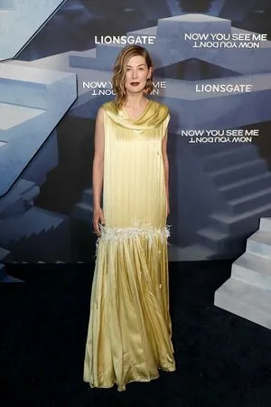 Rosamund Pike OnlyFans Leaked Free Thumbnail Picture - #yMAy4GdA2D