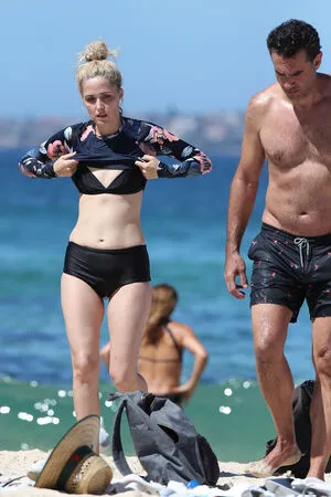 Rose Byrne OnlyFans Leaked Free Thumbnail Picture - #S2Fx3eUhMg