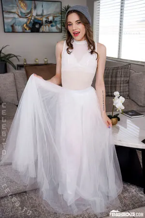 Rose Carter OnlyFans Leaked Free Thumbnail Picture - #9X8V6GEtX5